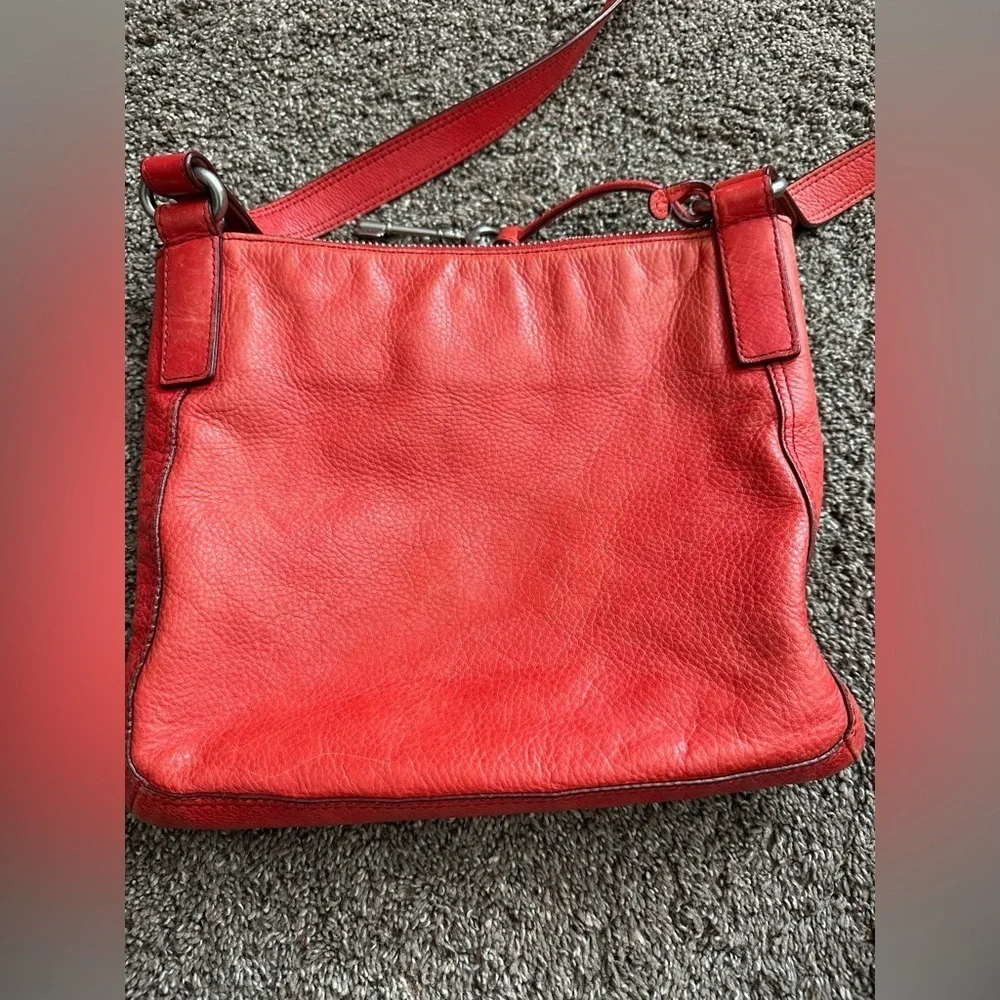 Vintage Fossil Marlow Red Leather Crossbody Bag Turnlock Purse GUC